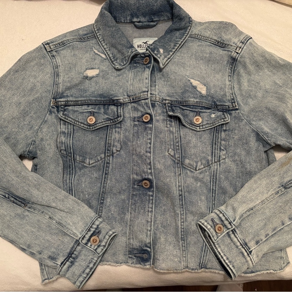 Hollister cropped distressed jacket Xl jr